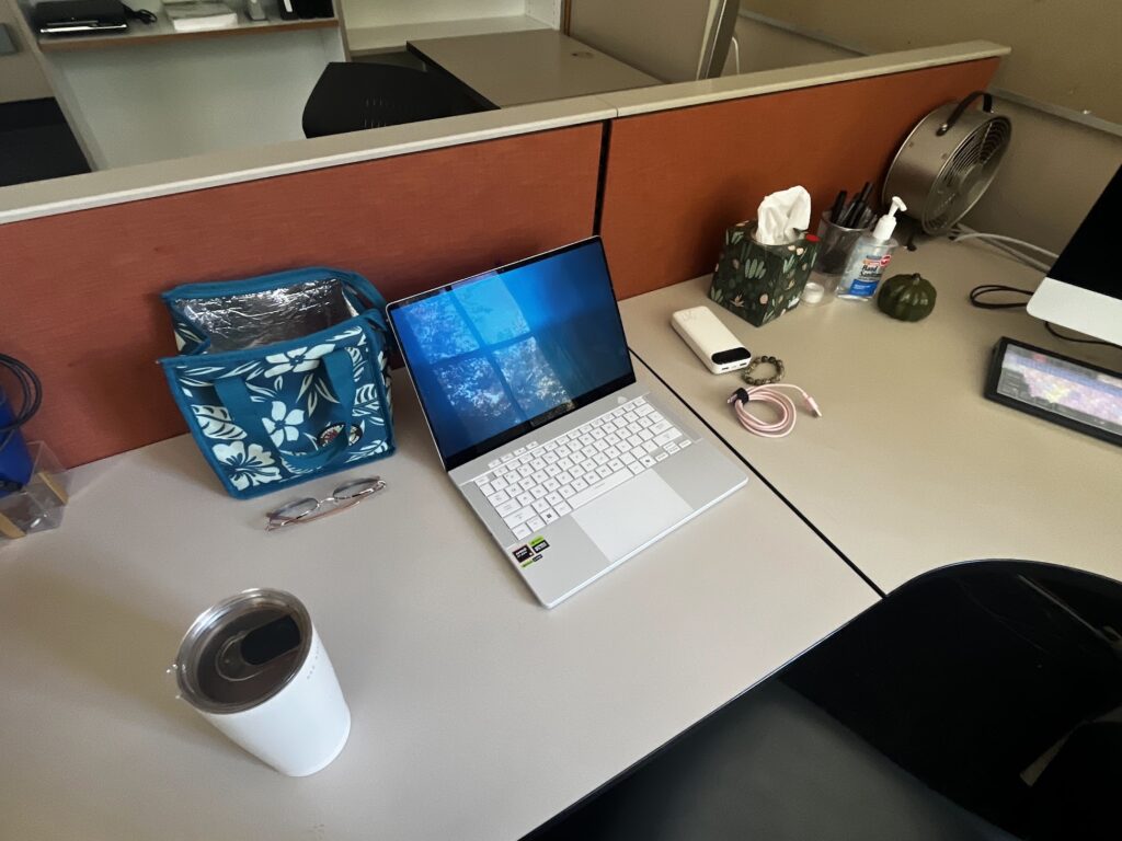 How to Navigate Workplace Challenges in the Most Effective Way