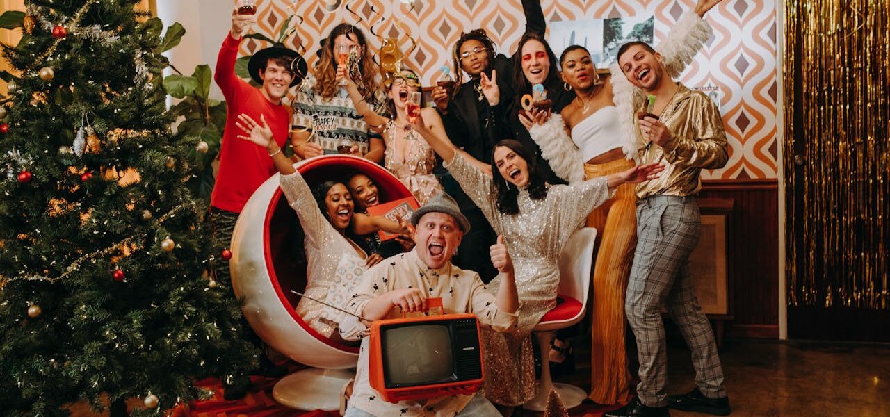 101 Fun Christmas Icebreaker Questions to Spark Joy and Laughter at Your Holiday Gatherings