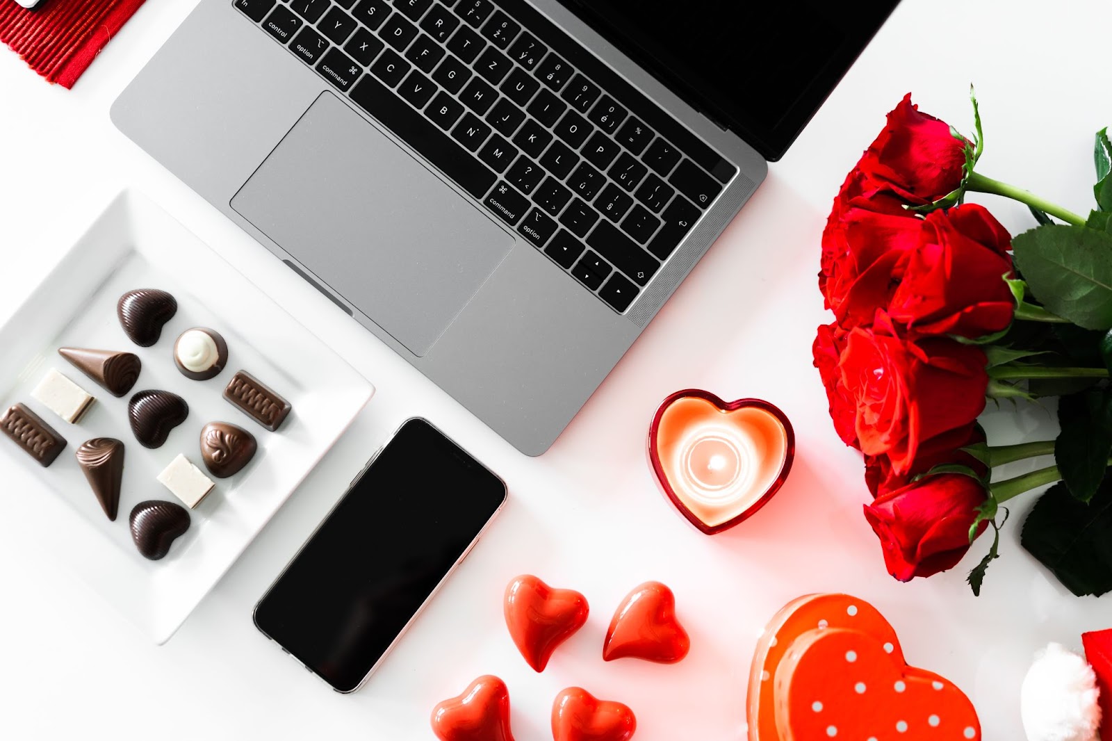 Valentine’s Day at Work: Creative Ideas to Boost Team Spirit and Foster Connection