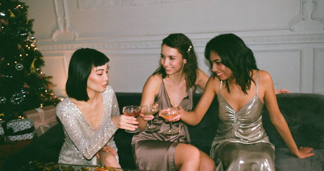 35 Creative Christmas Team Building Activities for this Upcoming Holiday